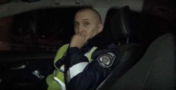 Отпустили пьяного водителя: сумчане спровоцировали полицейских на взятку