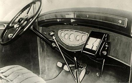 Механический навигатор 1930 года 