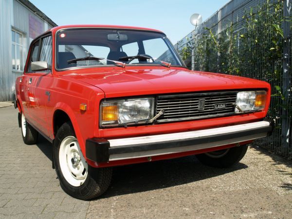 В Германии выставили на продажу Lada 1992 года с пробегом 32 километра