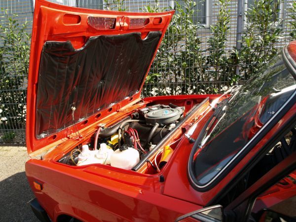 В Германии выставили на продажу Lada 1992 года с пробегом 32 километра
