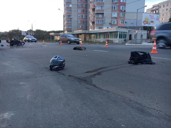 23.09.2016. ДТП в Сумах. Мотоциклист влетел в машину 