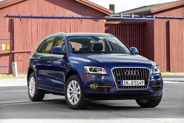 Audi Q5 был представлен в 2008 году. В 2012 году кроссовер пережил рестайлинг.