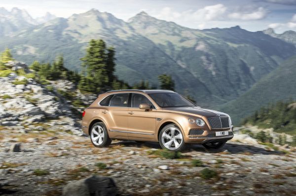 Bentley Bentayga отзывают из-за незатянутых болтов