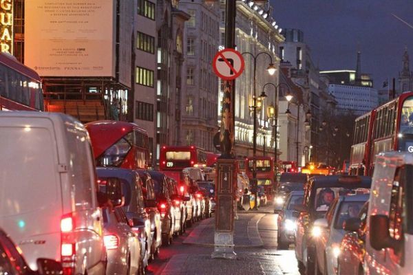 Определены европейские города с самыми загруженными дорогами