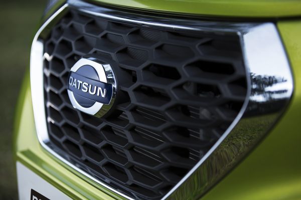 В Индии показали компактный хэтчбек Datsun redi-GO
