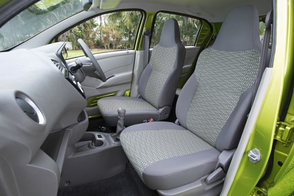 В Индии показали компактный хэтчбек Datsun redi-GO