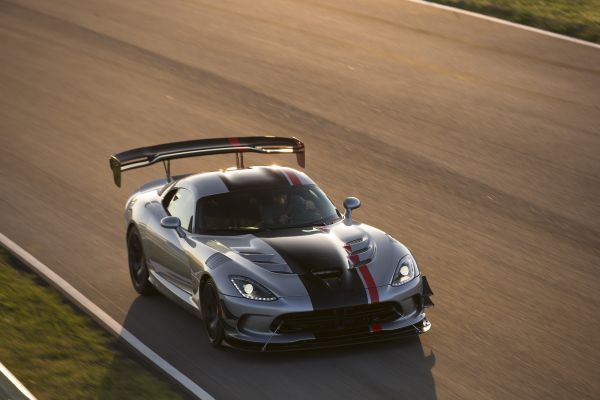 Последний Dodge Viper сойдет с конвейера в конца лета