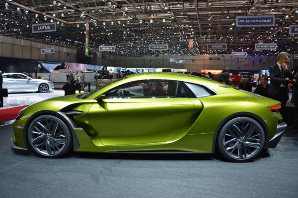 DS E-Tense Concept на автосалоне в Женеве, 2016 год.