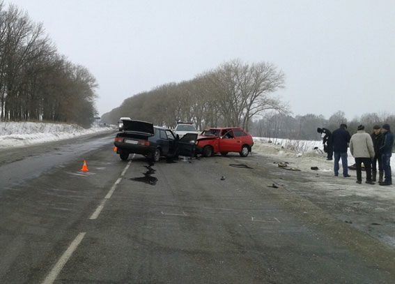 21.02.2017. В ДТП на Сумщине пострадали 4 человека