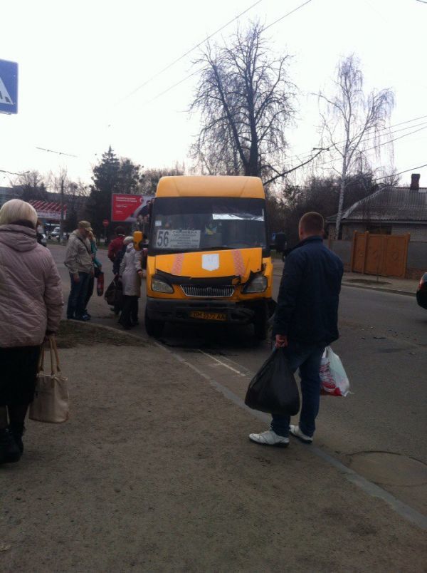 06.04.2017. Сумські маршрутки продовжують потрапляти у ДТП