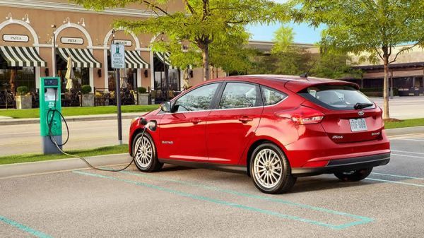 Электромобиль Ford Focus получил увеличенный в 1.5 раза запас хода