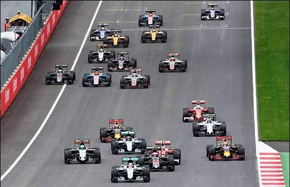 Formula 1 - 2016. Гран При Австрии: Гонка. Старт