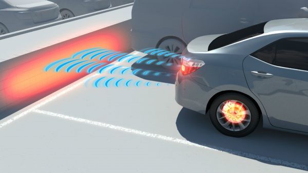 Toyota: система помощи при парковке помогла избежать 2500 ДТП за полтора года
