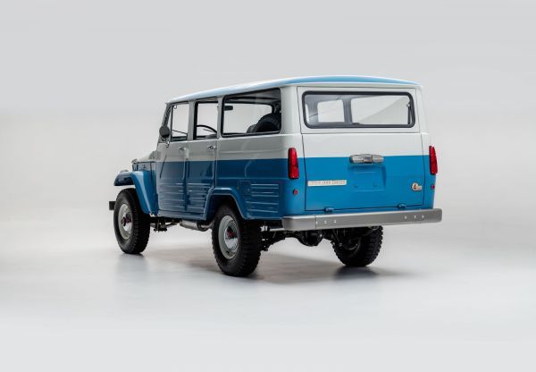 Американцы отреставрировали классический Toyota Land Cruiser 1967 года