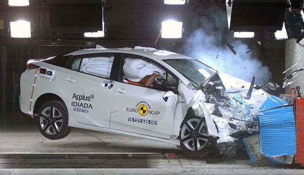 Новый Toyota Prius первым прошёл обновлённые краш-тесты Euro NCAP