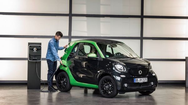 Smart fortwo electric drive нового поколения