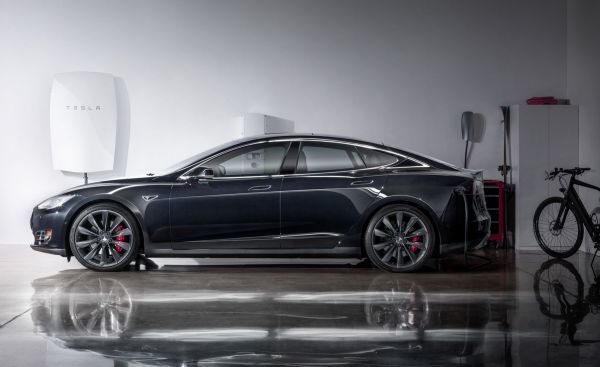 Tesla Motors предложила выкупить установщика солнечных энергосистем SolarCity