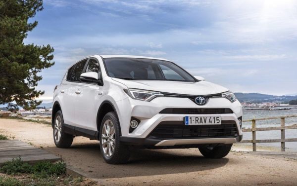 Toyota RAV-4 - лидер продаж в Харьковской области