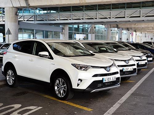 Для патрульной полиции закупят гибридные Toyota RAV4