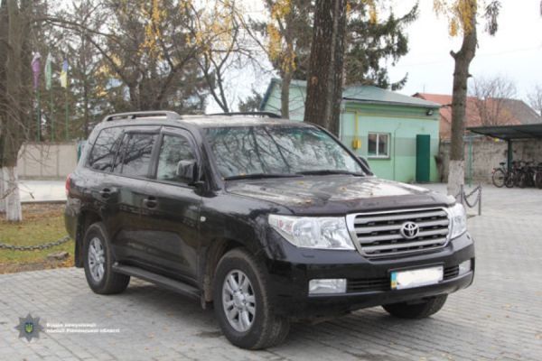 Угнанный Toyota Land Cruiser