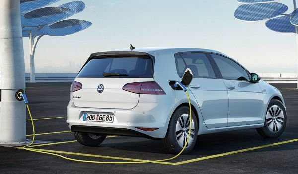 Volkswagen представит новый электромобиль осенью